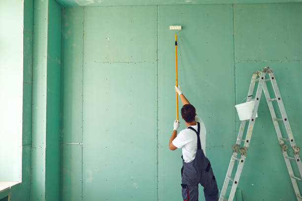 Best Mold Remediation for Healthcare Facilities  in Country Clu, FL
